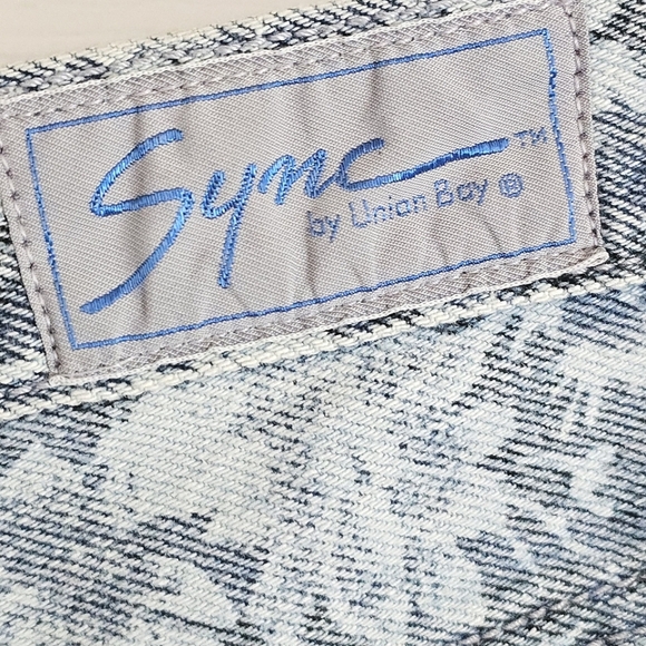 Vintage Sync by Union Bay Flower Pattern Denim Jeans 14 High Waist Faded Blue - Picture 2 of 6